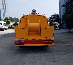 程力威牌CLW5071GQXE5型清洗车