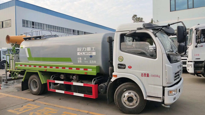   新款重工系列东风8吨喷雾洒水车