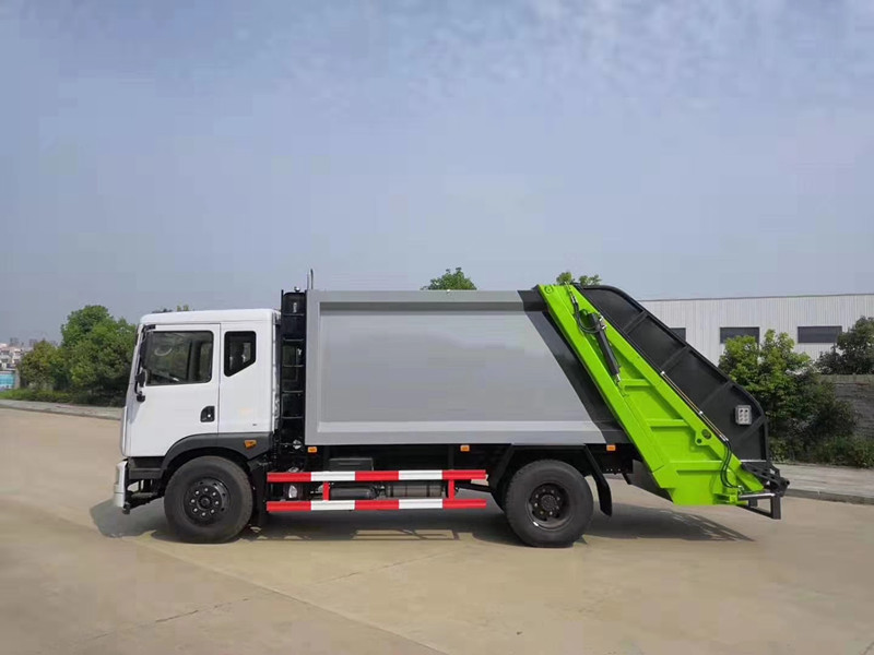 东风12方压缩垃圾车