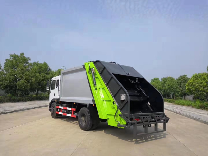 东风12方压缩垃圾车