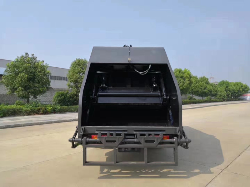 东风12方压缩垃圾车